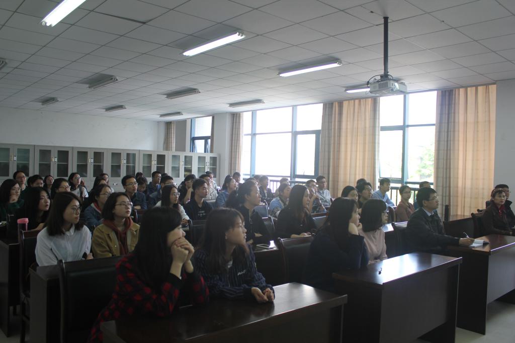 91九色
举行仿生研究材料创新研究进展的学术报告会