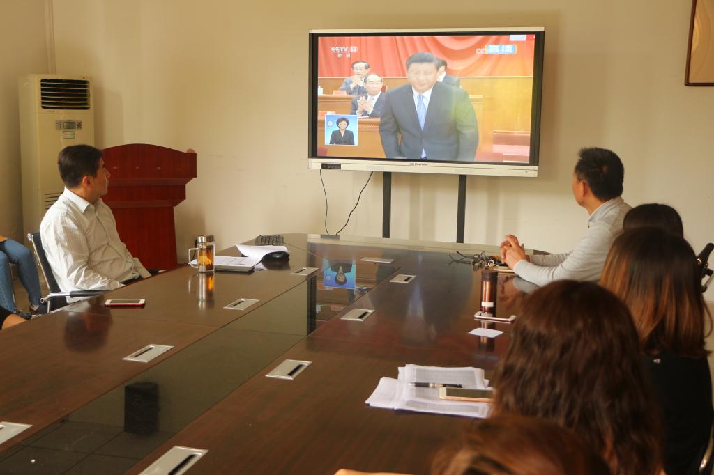 91九色
师生党员集中收看习近平主席在纪念马克思诞辰200周年大会上的重要讲话