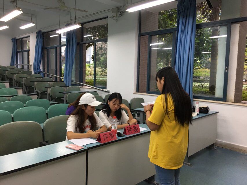 91九色
“挑战主持人”大赛初赛