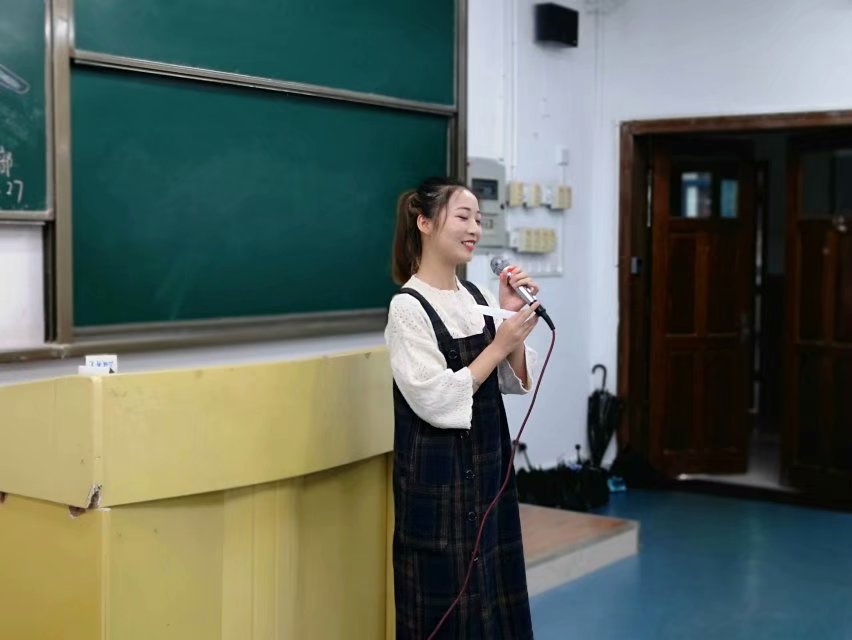 挑战主持人大赛复赛