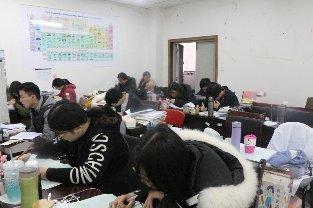 91九色
领导亲切慰问2019届考研学生