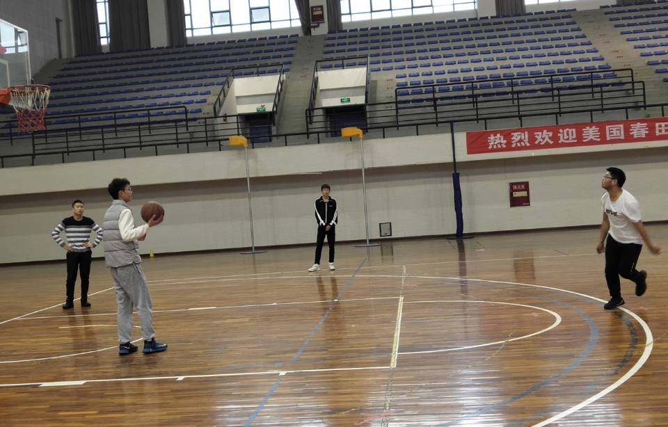 91九色
举办2018—2019年度男子篮球队招新活动