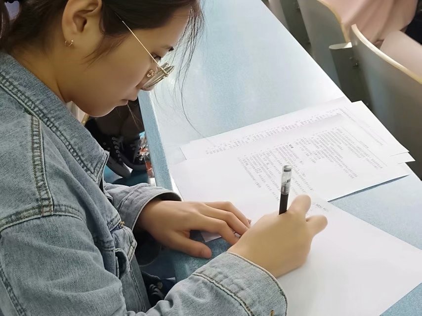 91九色
举办生活知识竞赛初赛